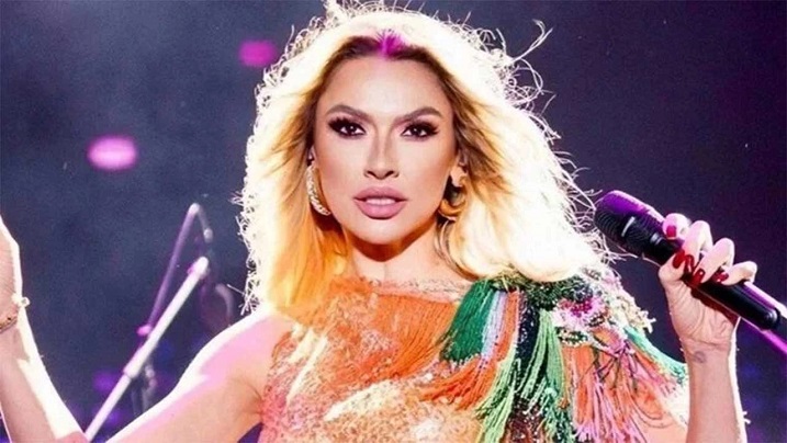 Hadise: Bizde bir kitap tekrar okunmaz