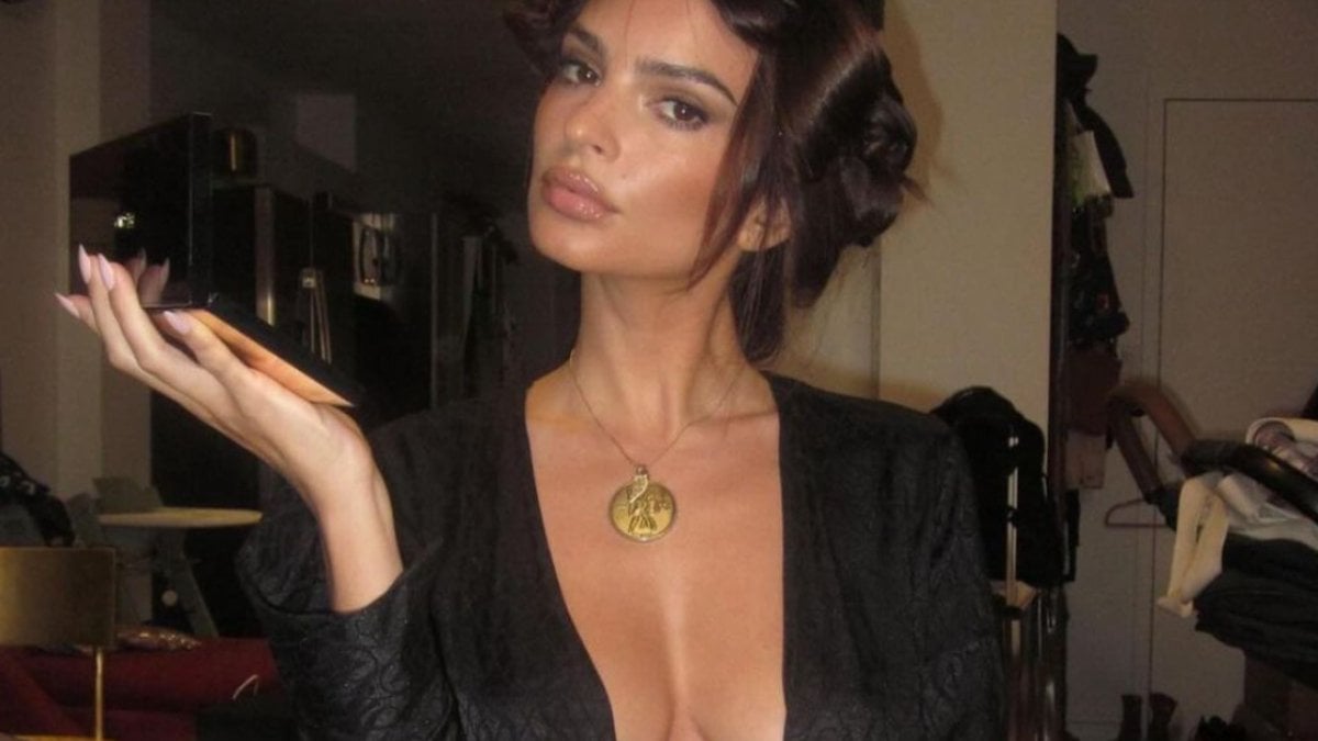 Emily Ratajkowski’nin sokak tarzı! Yayınladığı video sosyal medyada olay oldu