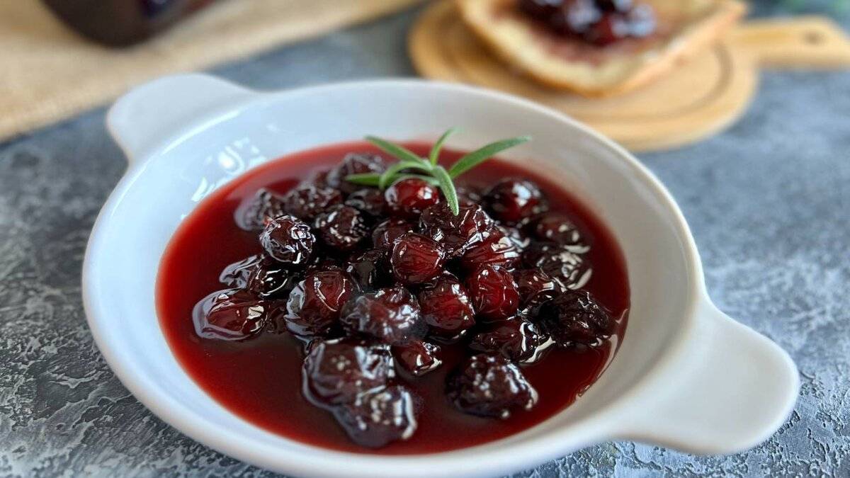 Kendi vişne reçelinizi yapın