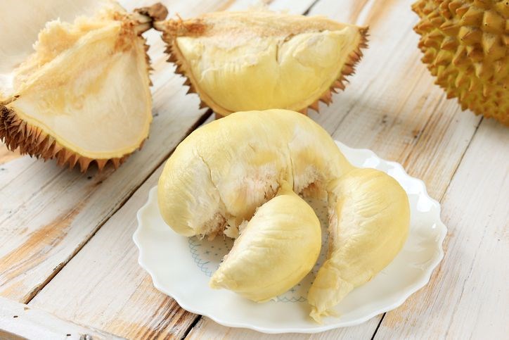 Durian Meyvesi: Tropikal Lezzetin Faydaları ve Kısıtlamaları