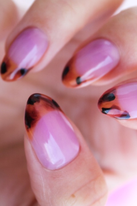 Sonbahar ve Kış Mevsiminde Tırnak Sanatı: 10 Farklı Nail Art Fikri