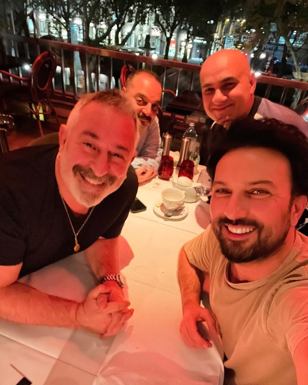 Tarkan ve Cem Yılmaz'ın Keyifli Buluşması