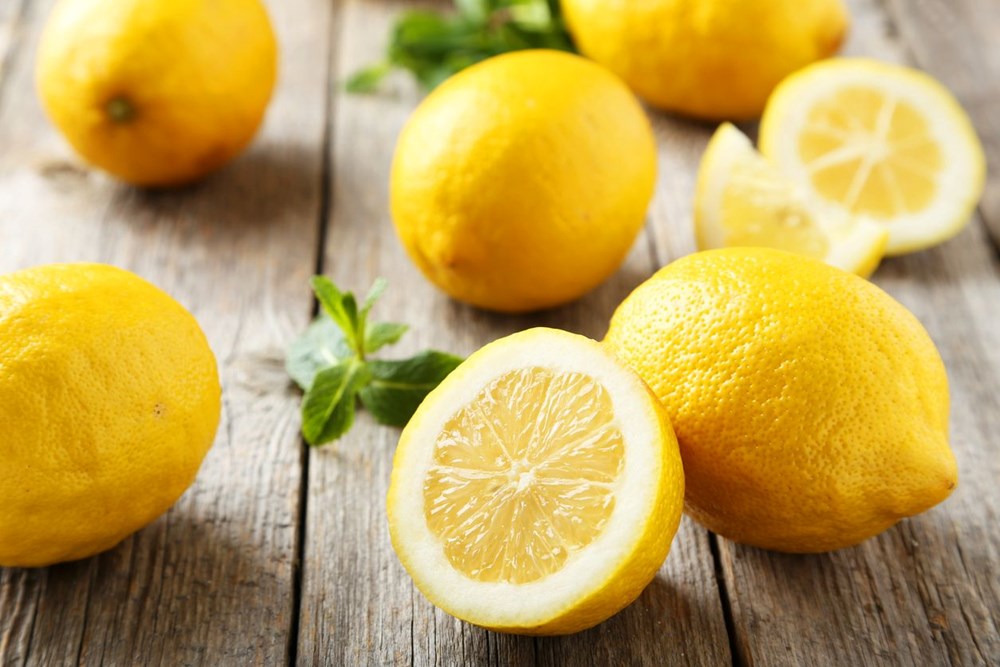 Sabah Alışkanlıkları ve Limonlu Ilık Su İçmenin Faydaları