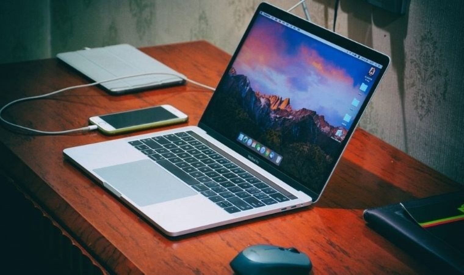 Apple, MacBook’lardaki o özelliğin nasıl kapatılacağını açıkladı