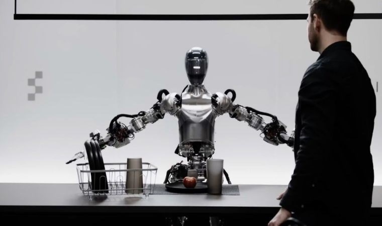 Yapay zeka insansı robotlara dönüşüyor